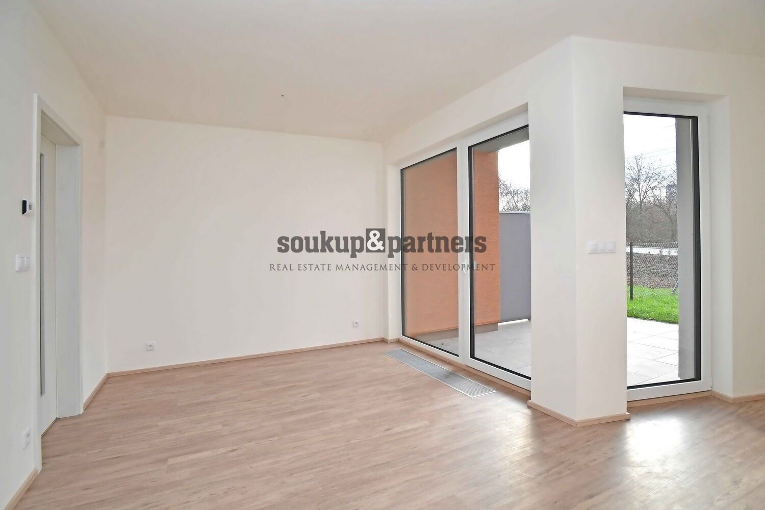 Prodej byt 1+kk - Praha, 29 m²
