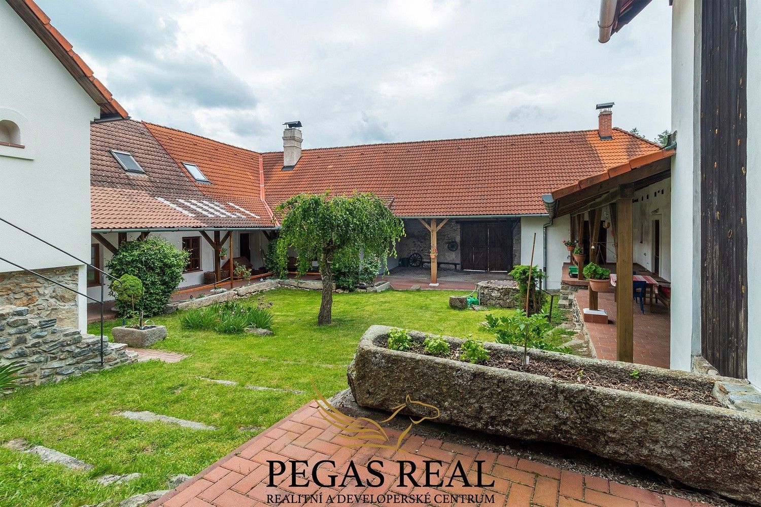 Rodinný dům · 350 m² · Ruda - Lhotka, okres Žďár nad Sázavou, Kraj Vysočina - 4
