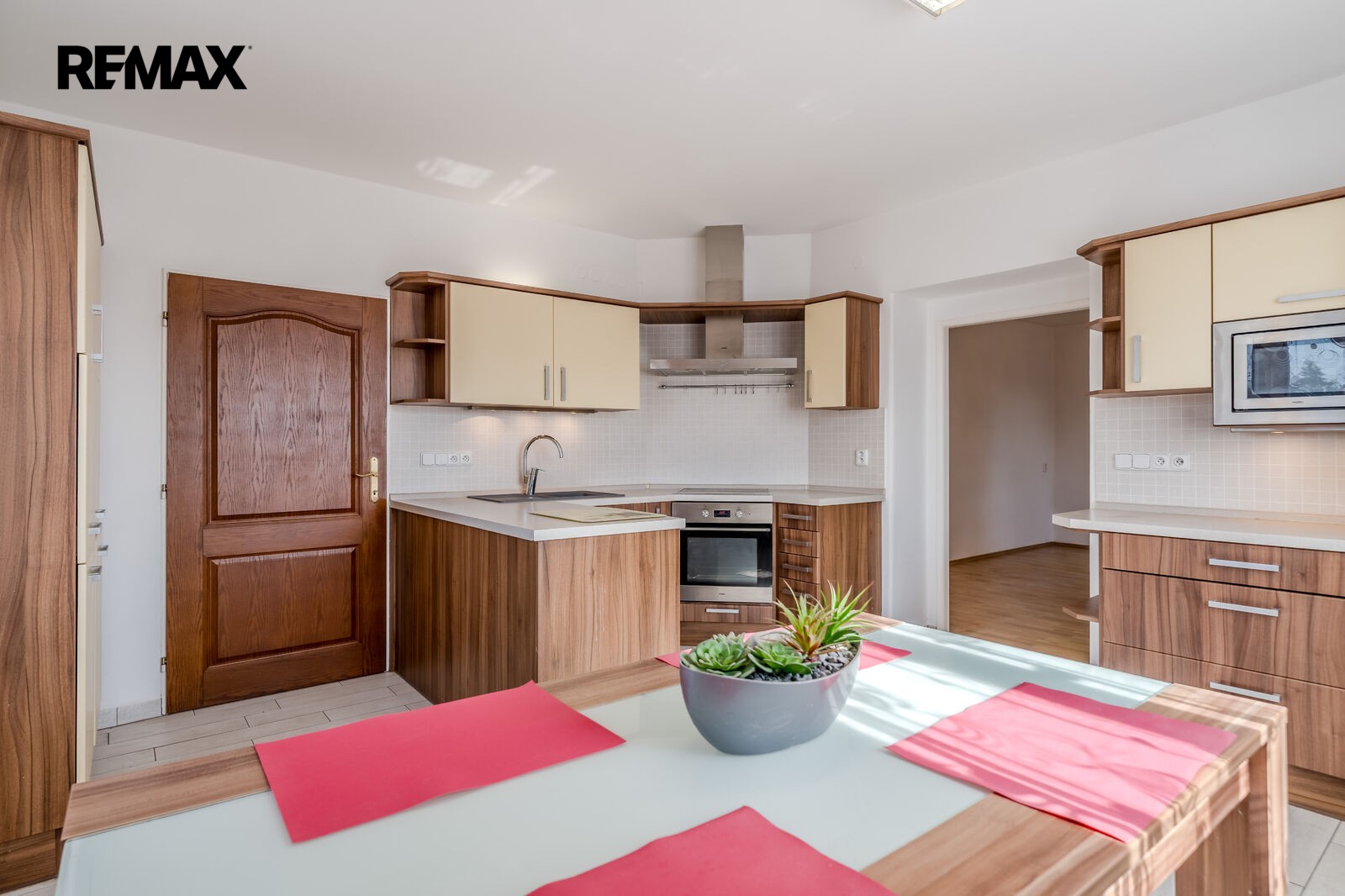 Prodej rodinný dům - Školská 427, Lužná, 151 m² - 5