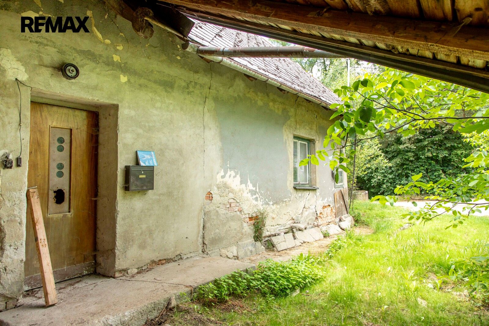 Pozemek pro bydlení · 473 m² · Branky - 4