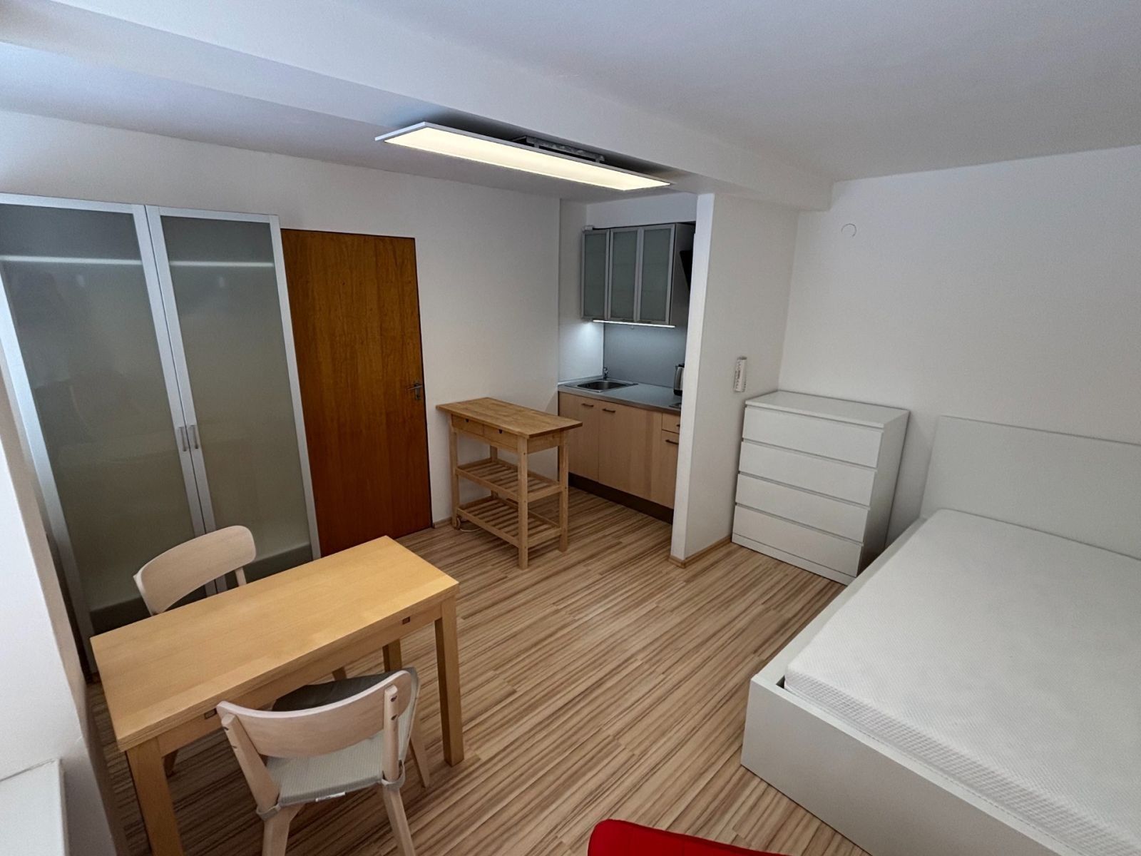 1+kk, Březová, Praha - Kobylisy, 20 m² - 2