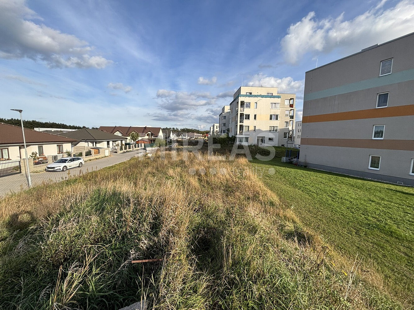 Prodej komerční pozemek - Velký Osek, okres Kolín - 2