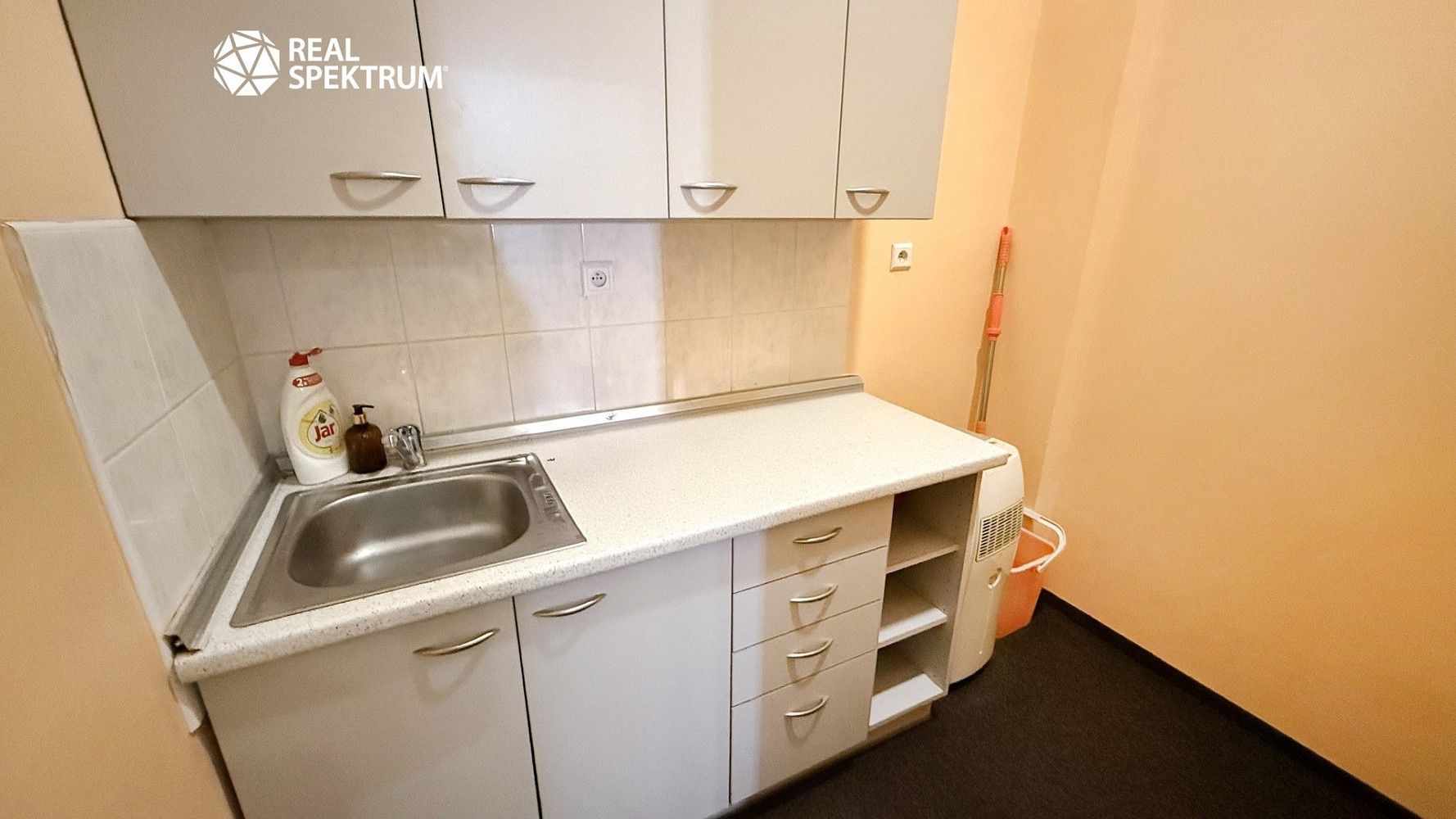 Kancelář · 34 m² · Brno - Horní Heršpice, okres Brno-město, Jihomoravský kraj - 3