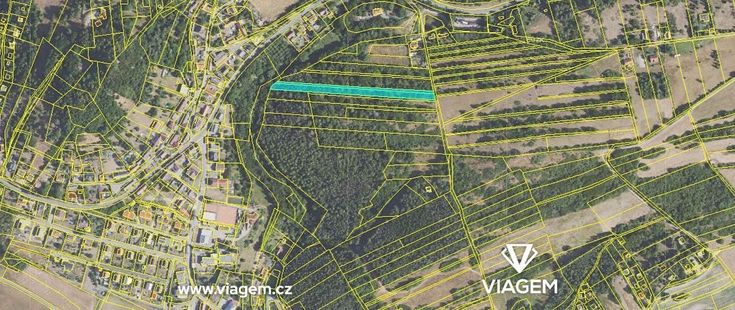 Zahrada, 1 425 m²