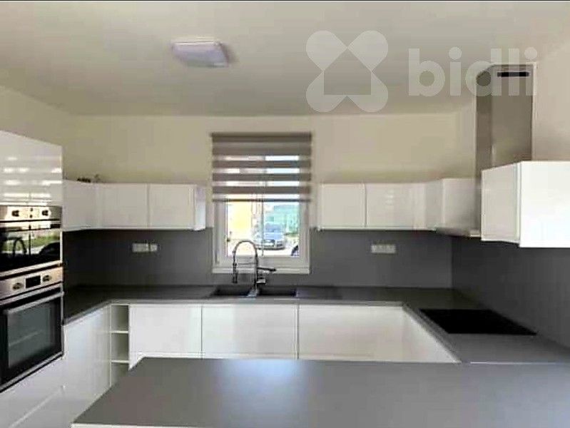 Rodinný dům · 120 m² · V Jezírkách 534, Postřižín - 2