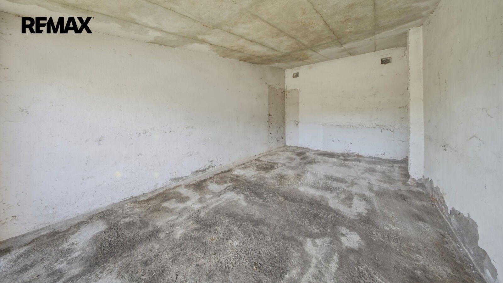Garáže, Česká Lípa, 20 m² - 2