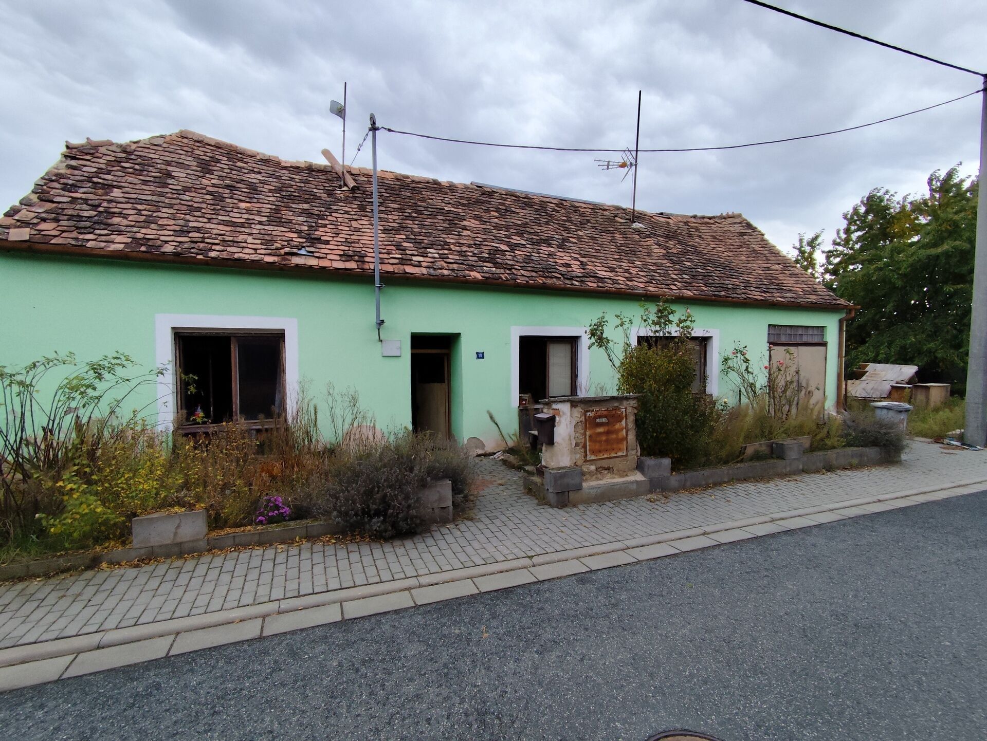 Rodinné domy, Břežany, 125 m²