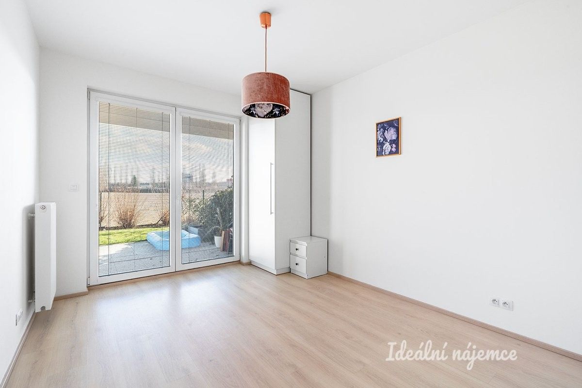 2+kk, Kadečkové, Praha, 53 m²
