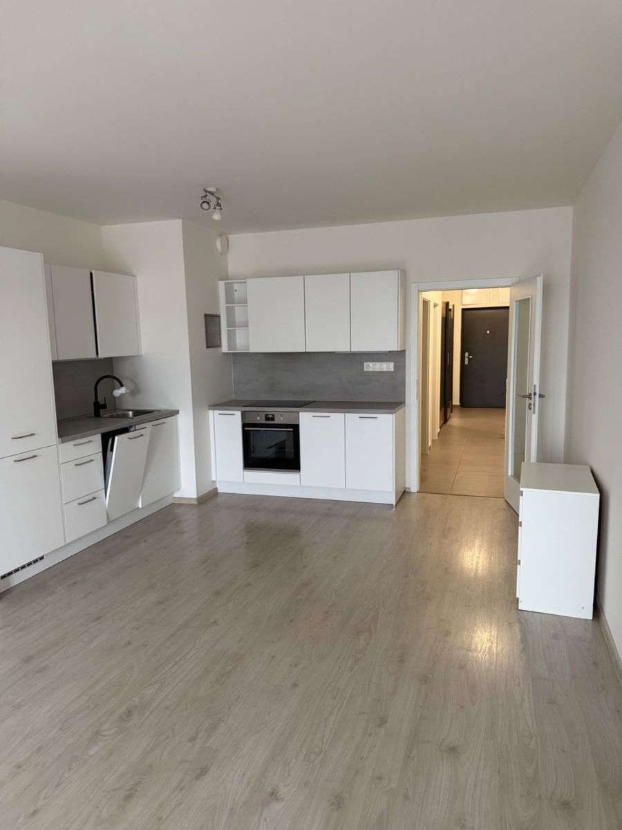 2+kk, Škrábkových, Praha - Letňany, 76 m² - 2