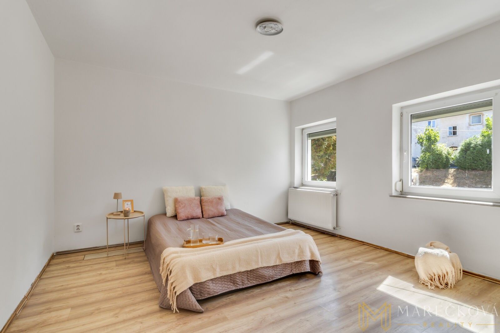 Prodej byt 2+1 - Husova třída, Holýšov, 37 m² - 2