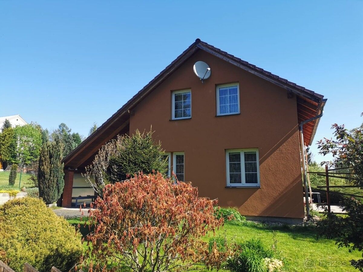 Prodej dům - Děčín, 405 02, 1 600 m²