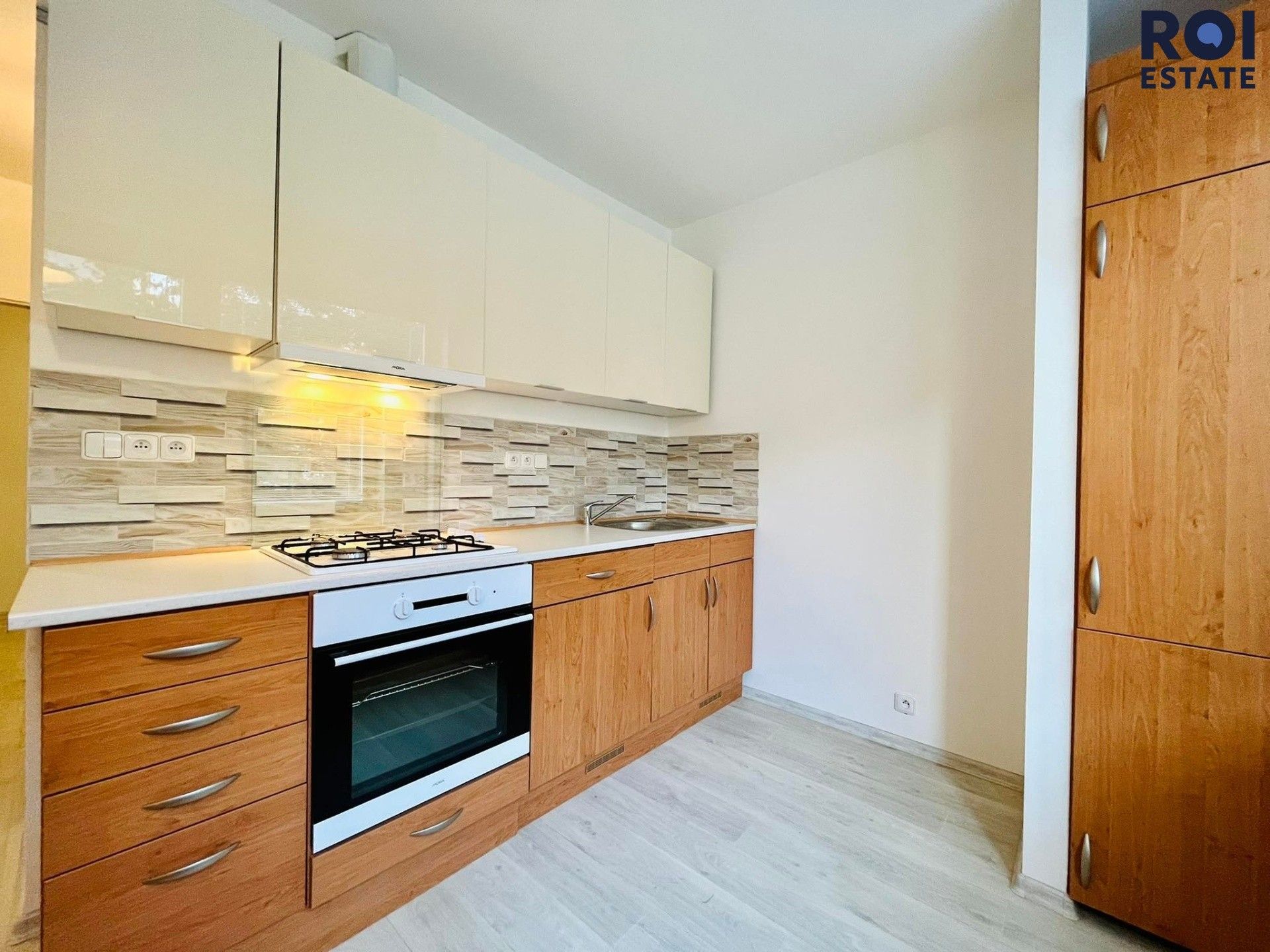 Pronájem byt 2+1 - Absolonova, Blansko, 60 m²