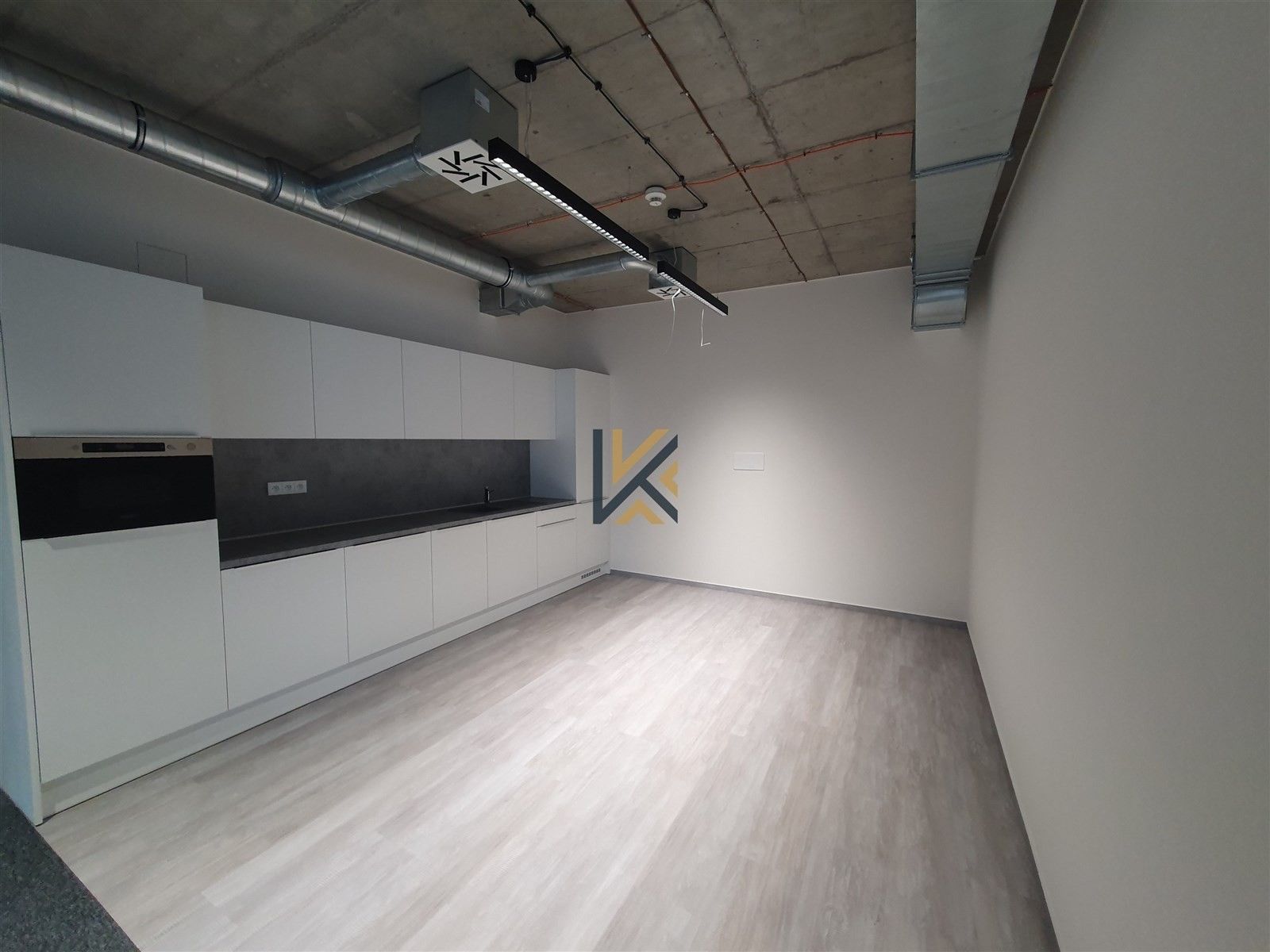 Pronájem kancelář - Vinohradská, Praha, 227 m²