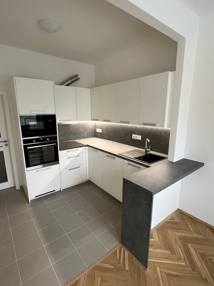 2+1, Patočkova, Praha - Střešovice, 67 m²
