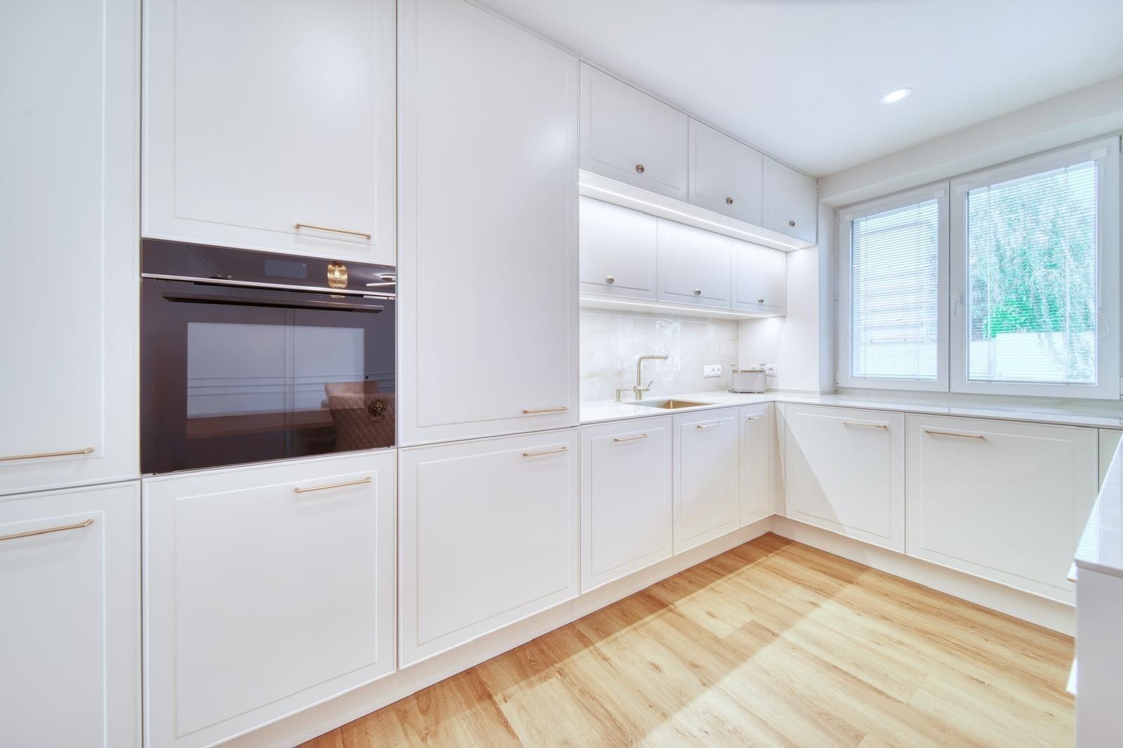 3+kk, Kladenská, Praha - Vokovice, 70 m² - 2