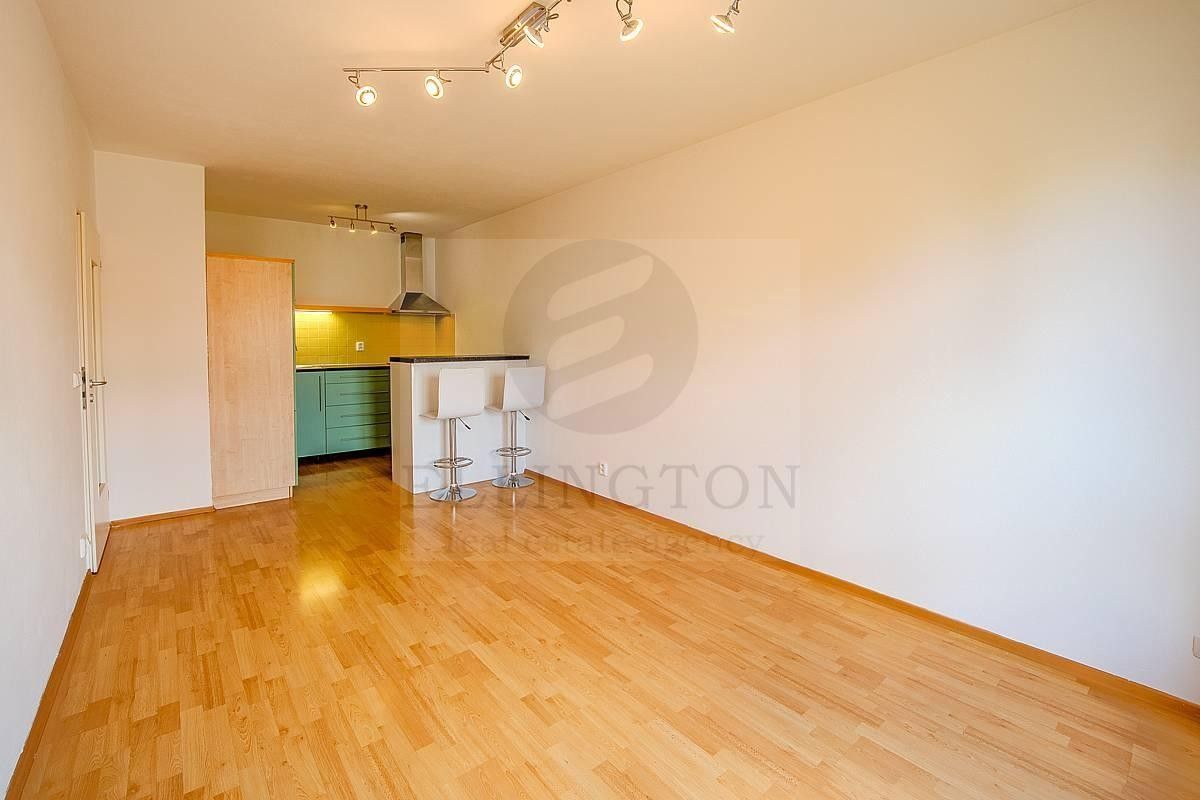 2+kk, Rotavská, Praha, 42 m² - 2