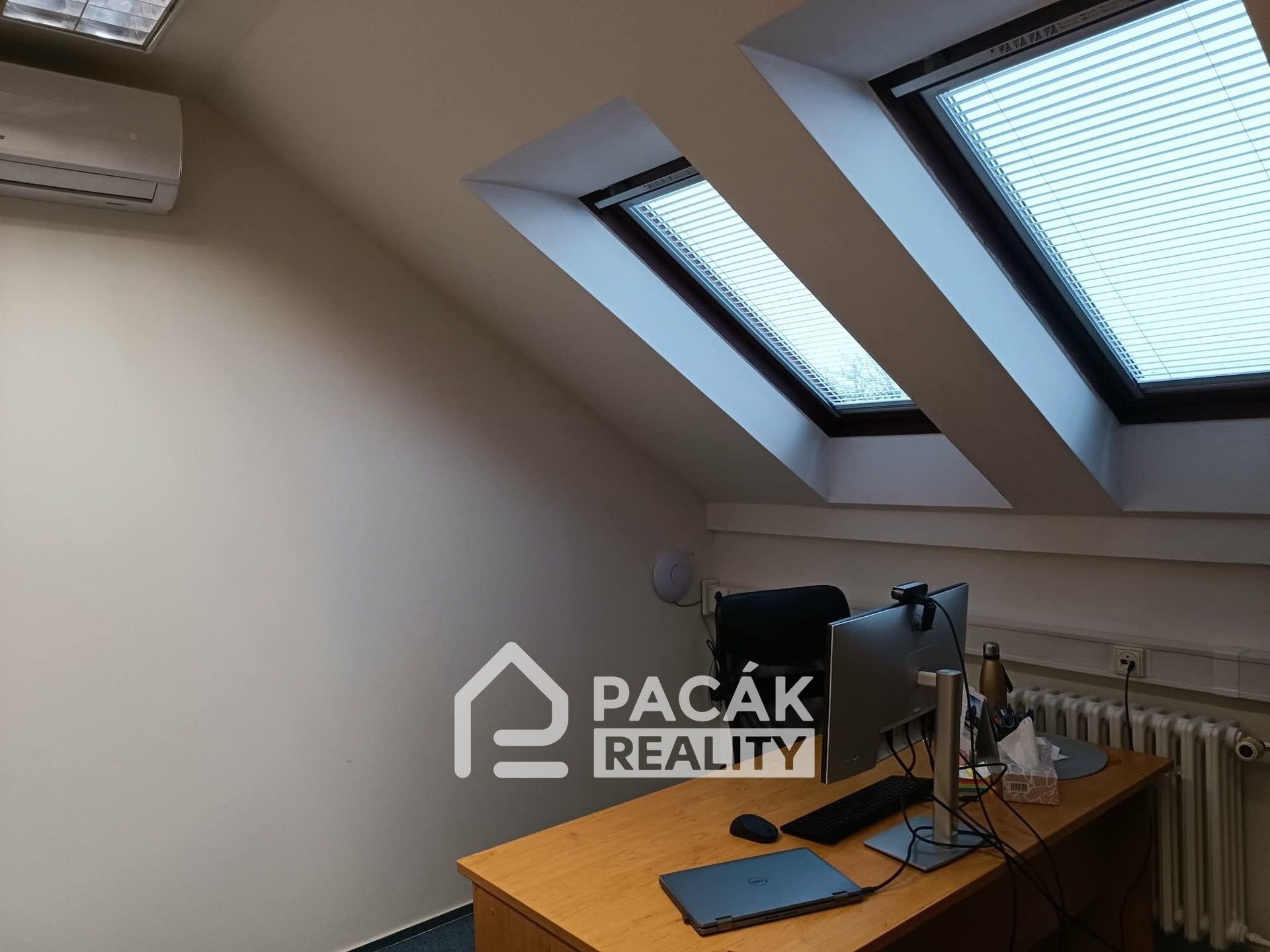 Pronájem kancelář - Tovární, Olomouc, 12 m²