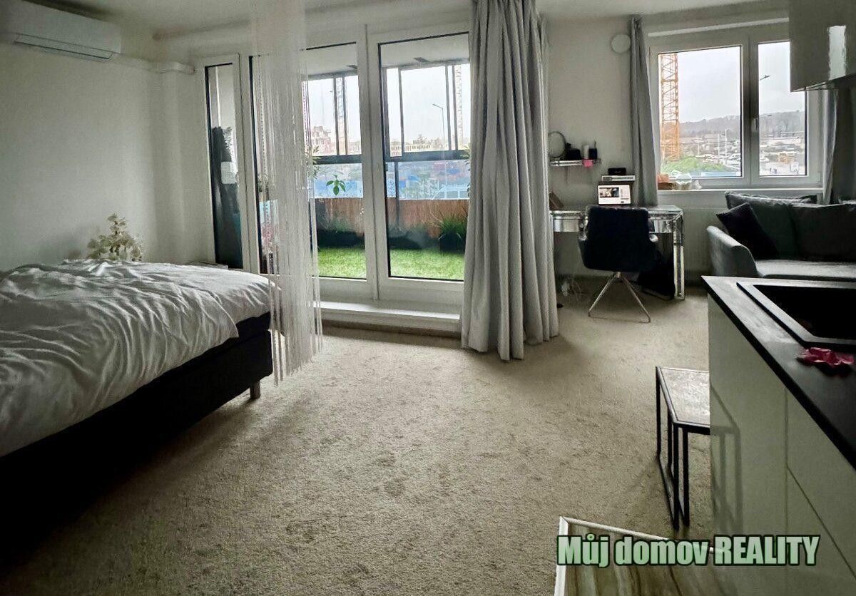 1+kk, Poděbradská, Praha, 46 m²