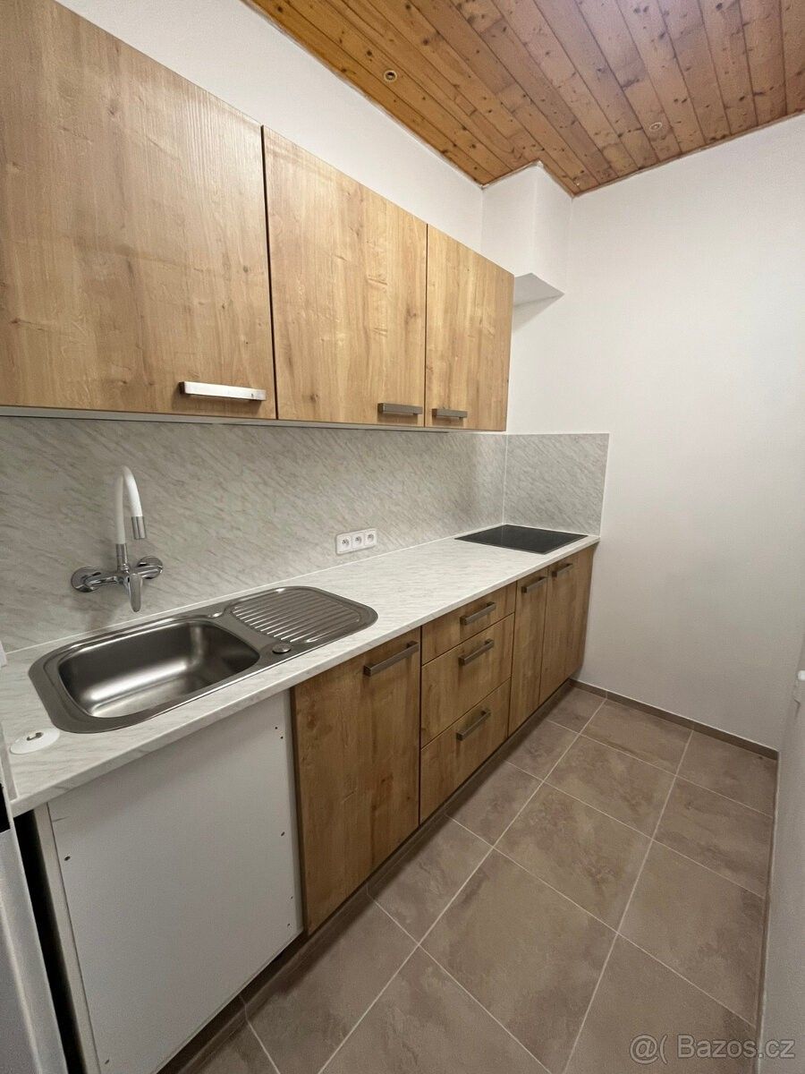 Byty, Těšetice, 783 46