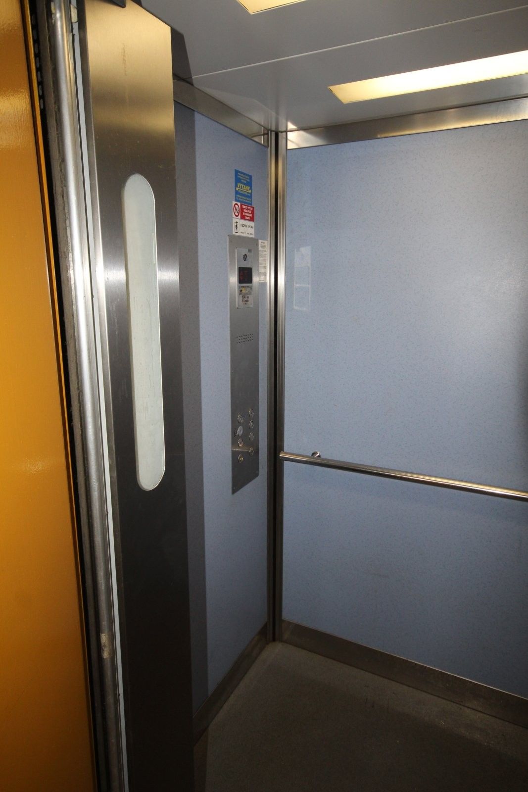 Pronájem kancelář - Služeb 3056, Praha Strašnice, 584 m² - 5