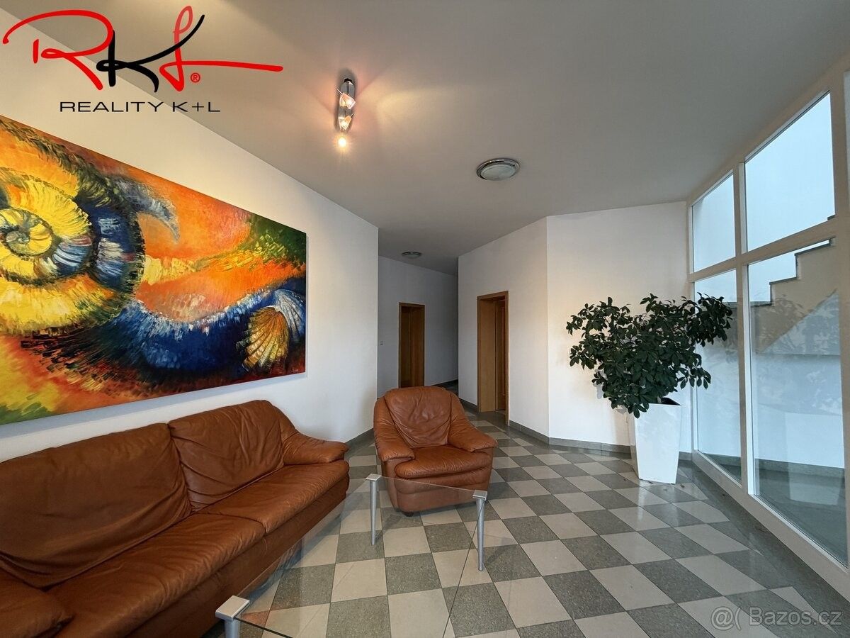 Kanceláře, Mladá Boleslav, 293 01