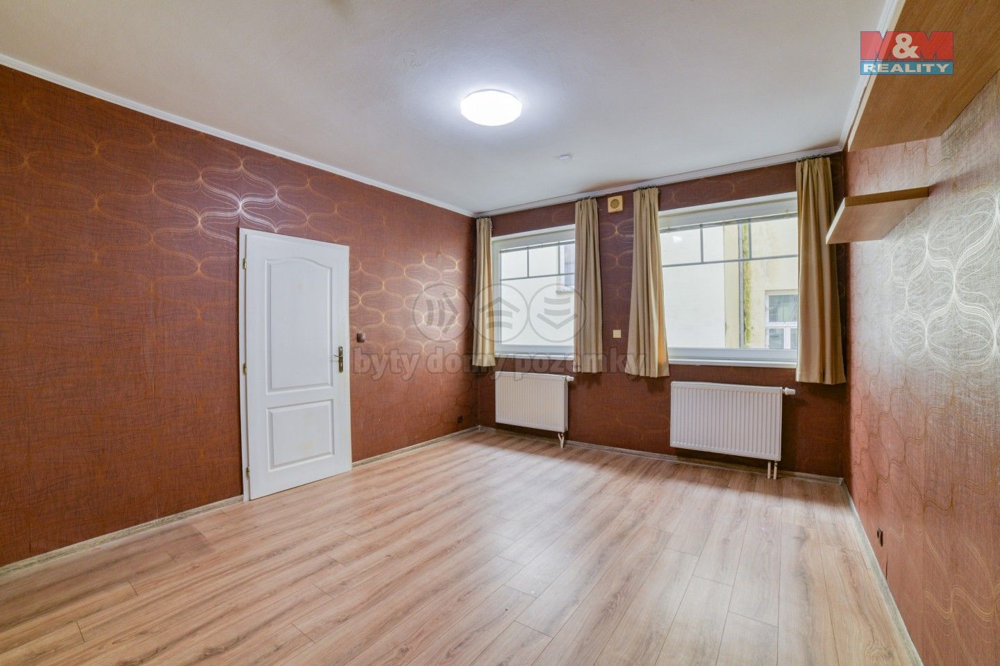 Pronájem obchodní prostory - Hlavní třída, Mariánské Lázně, 69 m²