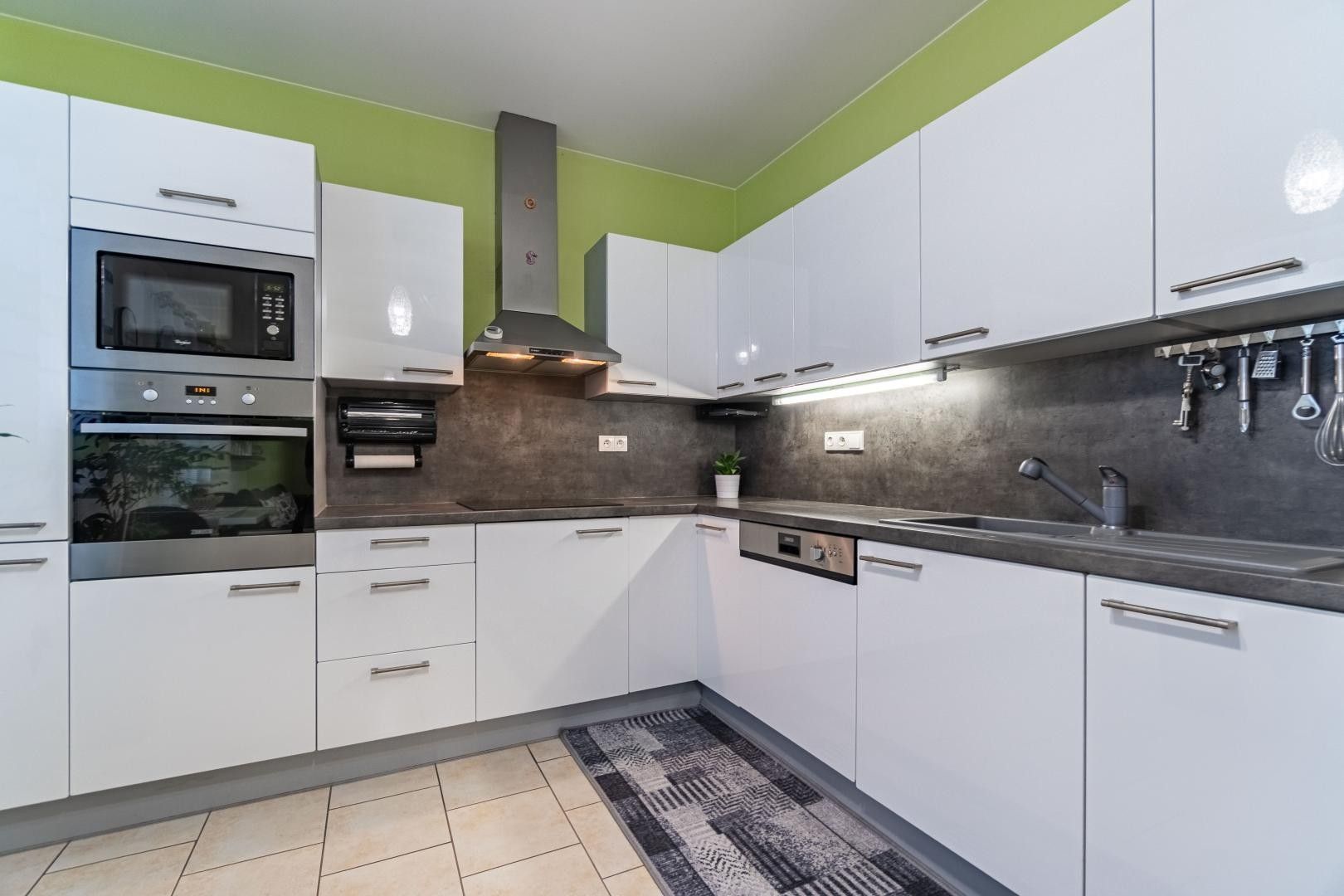 Prodej rodinný dům - Tvarožná Lhota, 107 m²