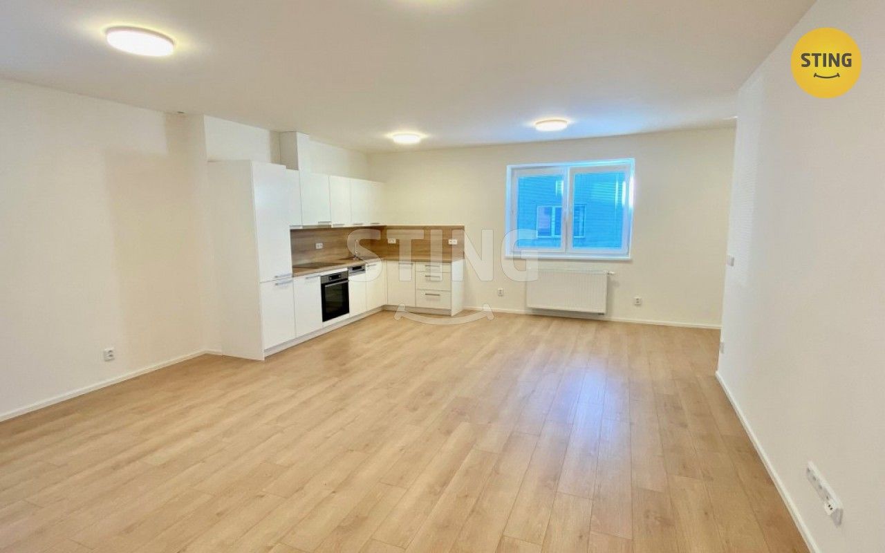 2+kk, Holasická, Opava, 65 m²