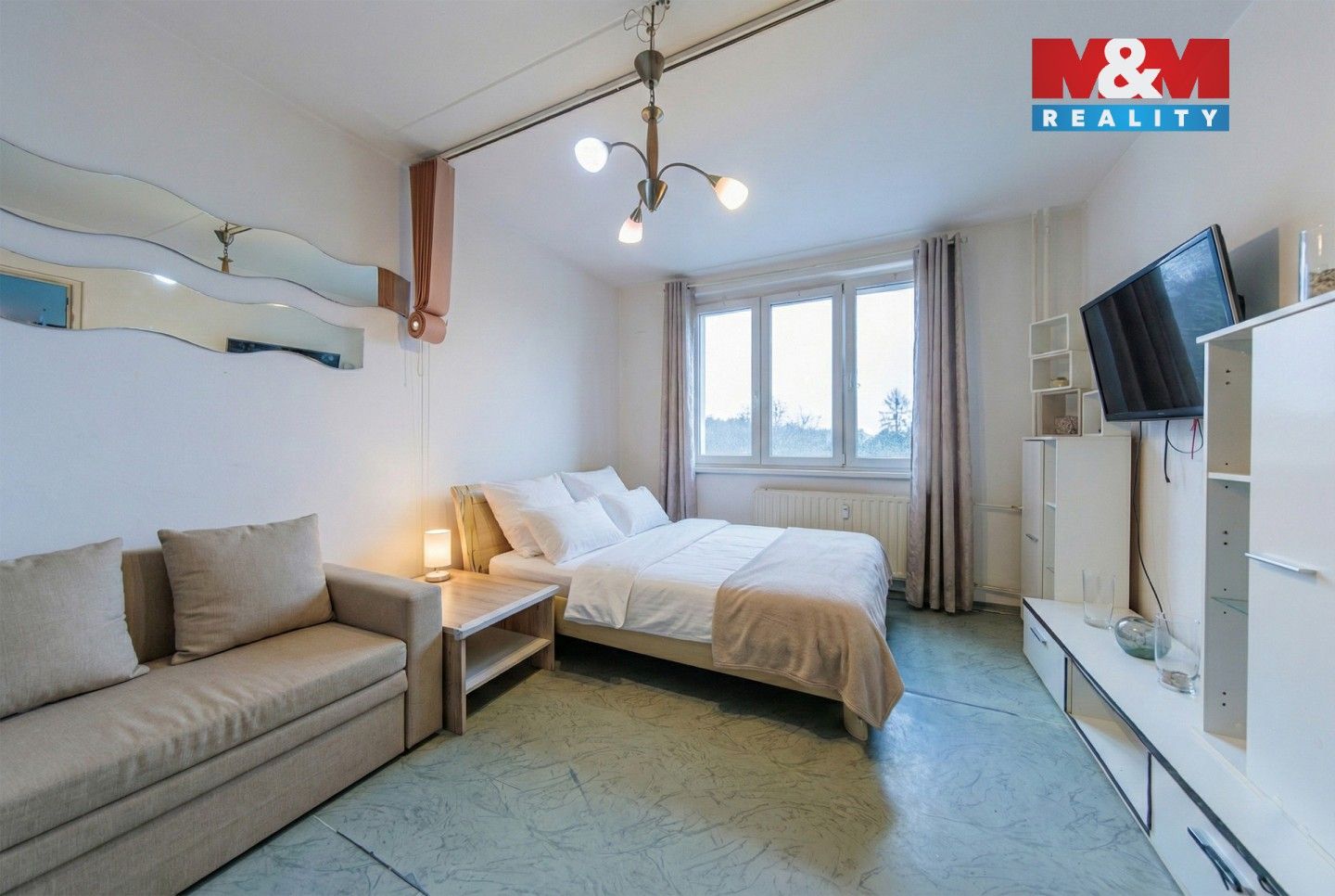 Prodej byt 1+1 - Závodu míru, Sokolov, 37 m²