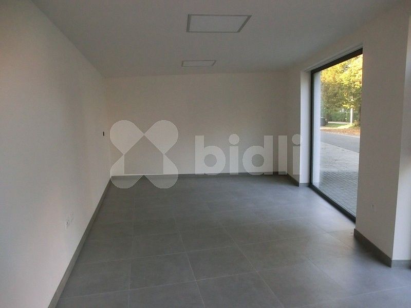 Obchodní prostory, Hradec Králové - Pražské Předměstí, Královéhradecký kraj, 28 m² - 2