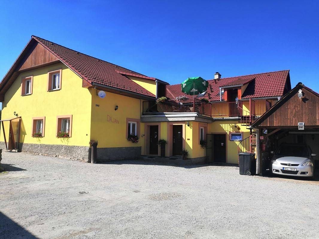 Chaty, Strmilov, Jihočeský kraj - 1