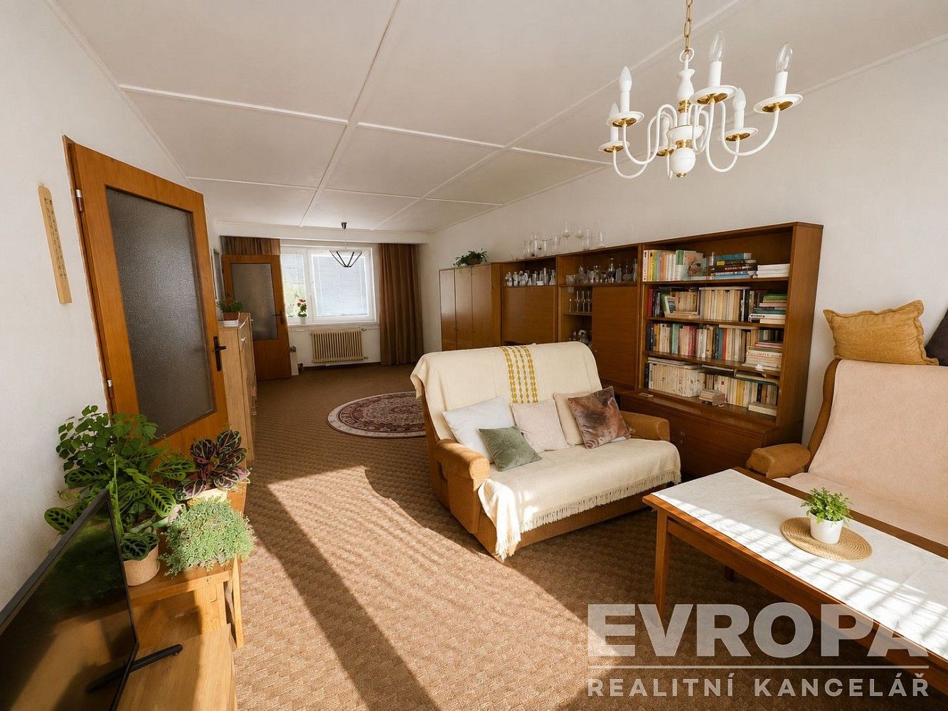 Prodej rodinný dům - Chodová Planá, okres Tachov, Plzeňský kraj, 180 m² - 5