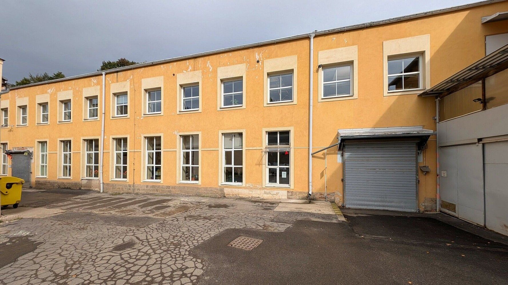 Sklad · 3 000 m² · Jablonec nad Nisou, Liberecký kraj - 4