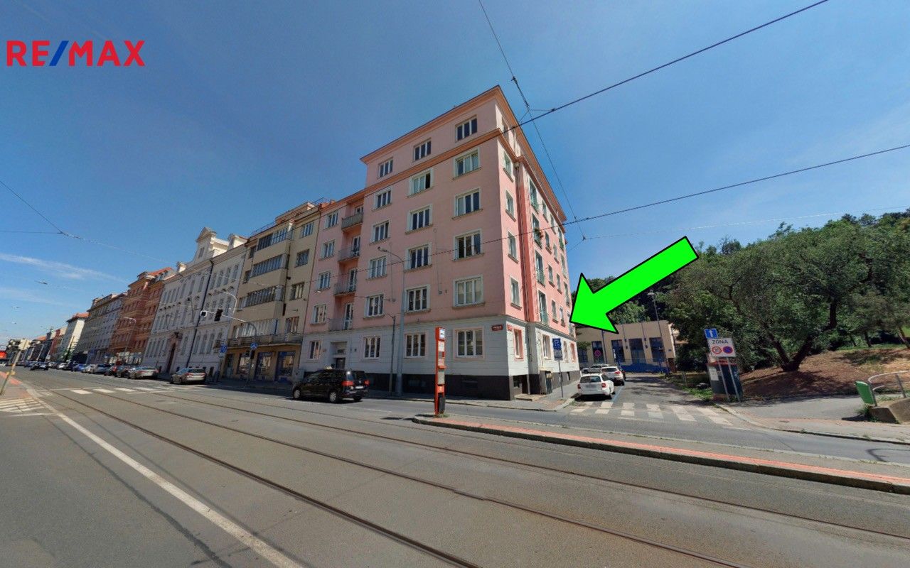 2+1, Sokolovská, Praha, 77 m²