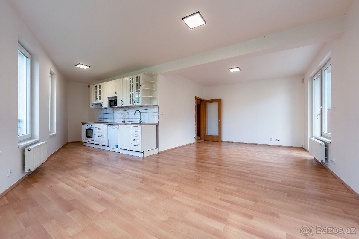 Prodej byt - Praha, 155 21