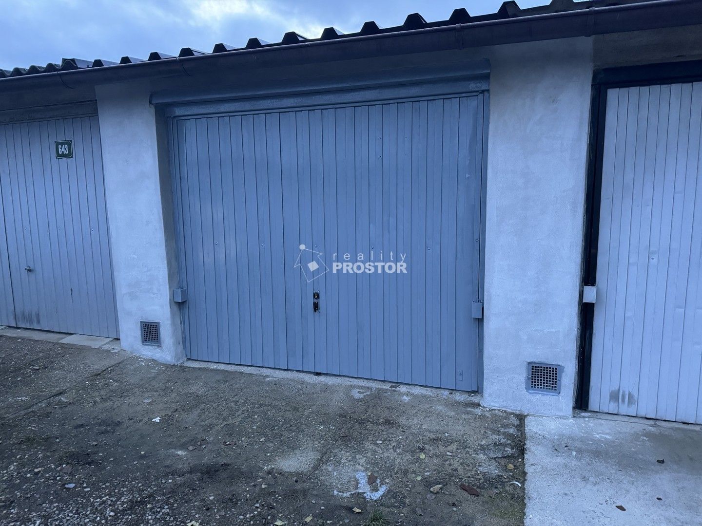 Garáže, Čs. armády 2197, Louny, 18 m² - 1