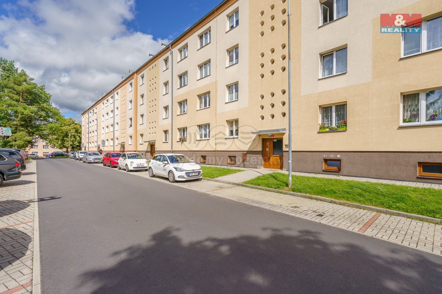 Pronájem byt 2+1 - 1. máje, Nová Role, 57 m²