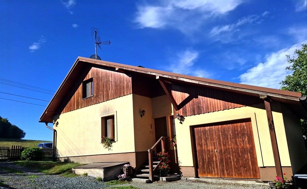 Rodinné domy, Frýdek-Místek - Skalice, 180 m² - 1