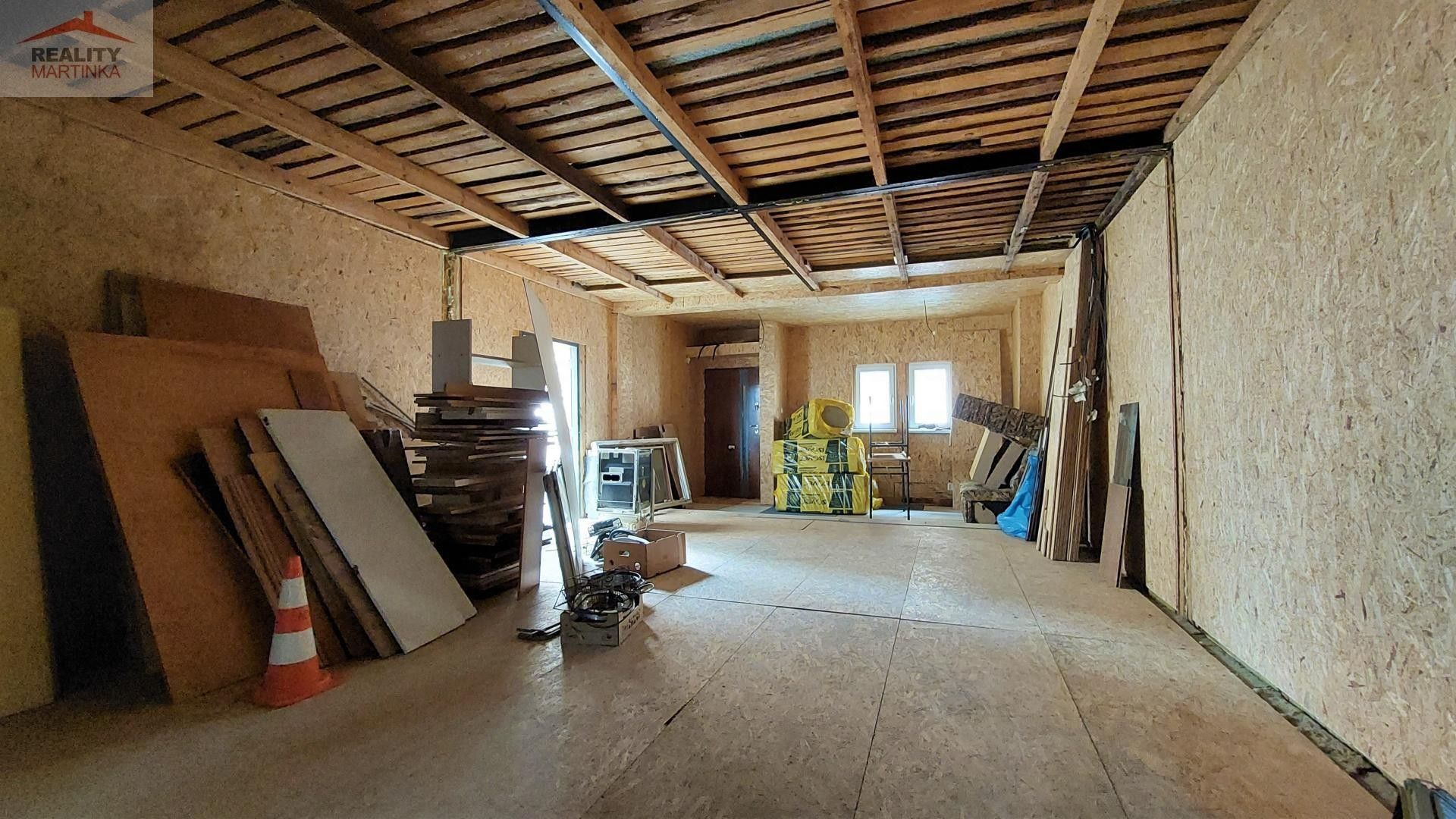 Pronájem komerční - Husova, Valašské Meziříčí, 60 m²