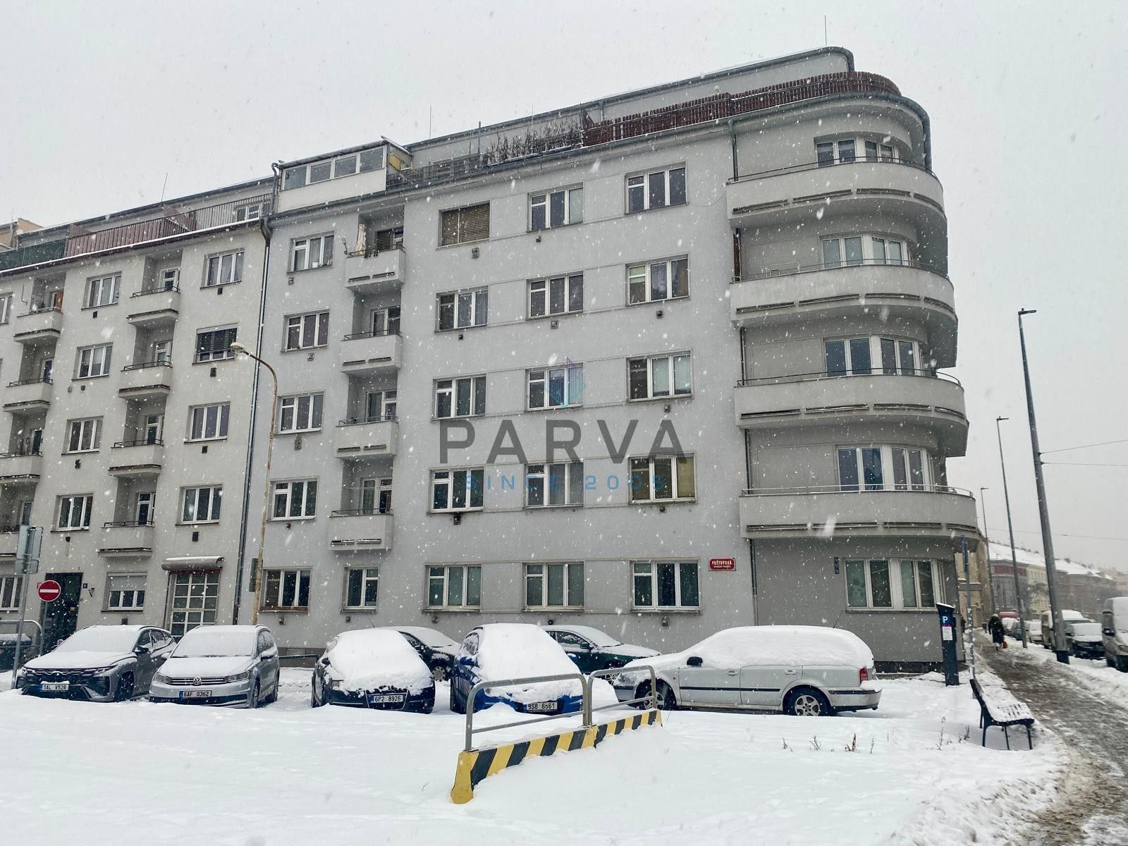 1+kk, Kolbenova, Praha, 28 m²