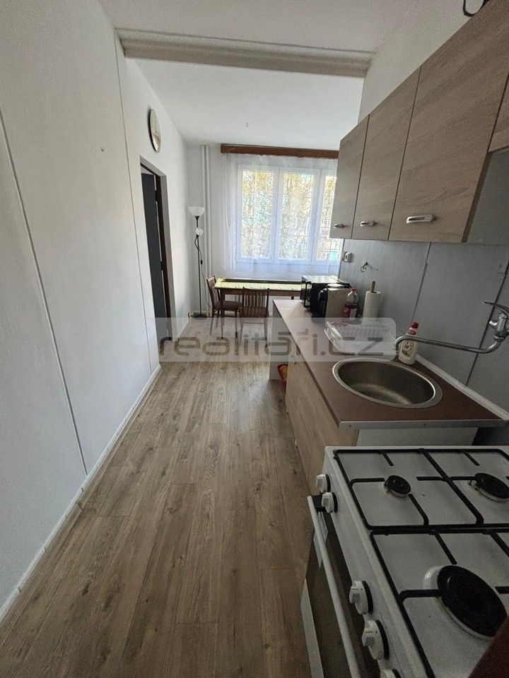 Byt 2+1 · 22 m² · Pod Vrchem 878, Plzeň Lobzy - 3