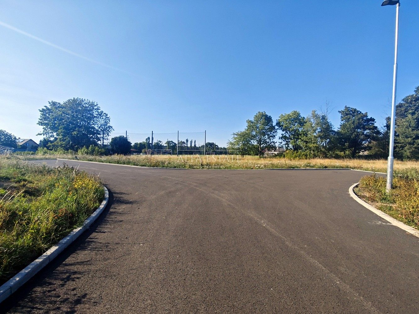 Pozemek pro bydlení, 1 272 m²