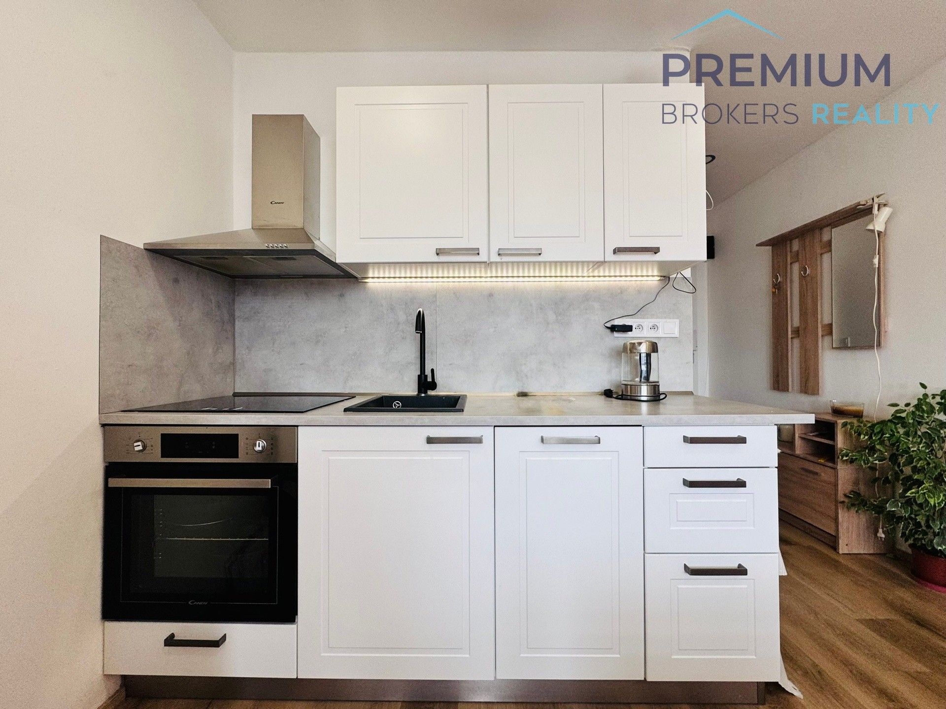 Prodej byt 1+1 - Javorová, Žatec, 36 m² - 5