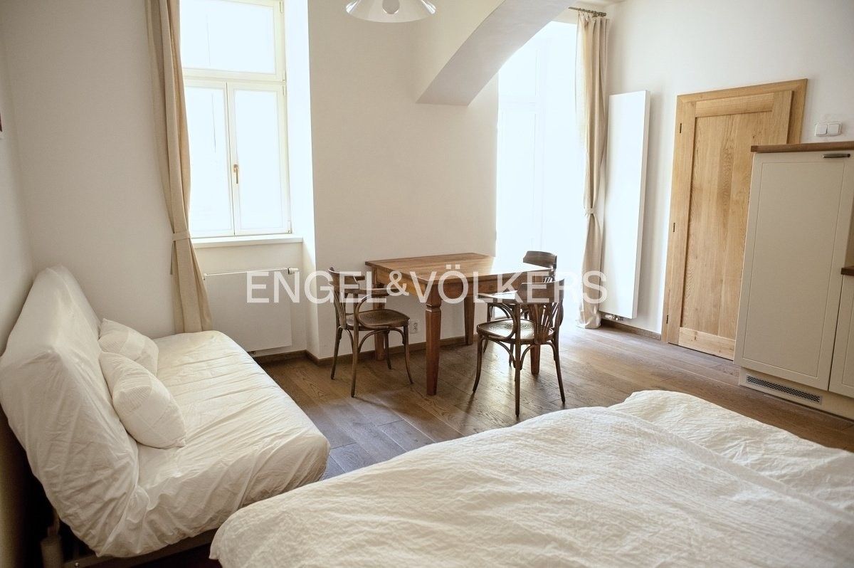 1+kk, Trojická, Praha, 32 m²