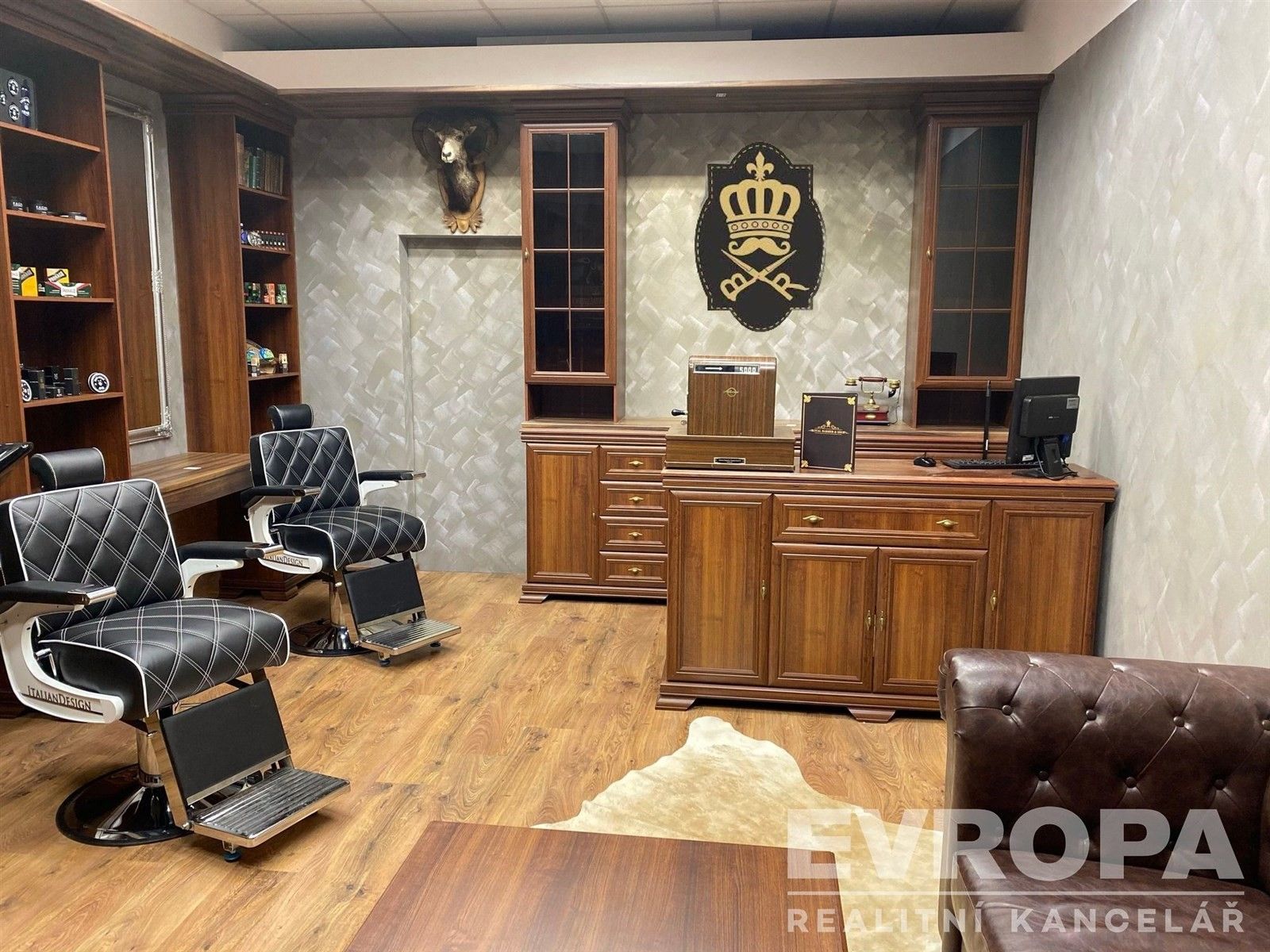 Prodej obchodní prostory - Českomoravská, Praha, 120 m²