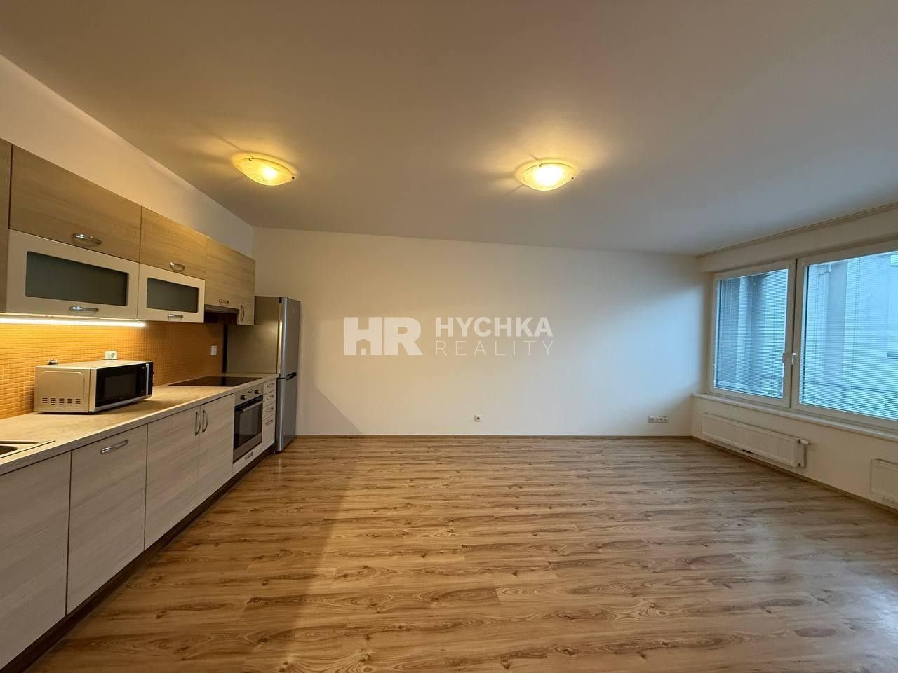 2+kk, Bartoškova, Praha, 57 m²