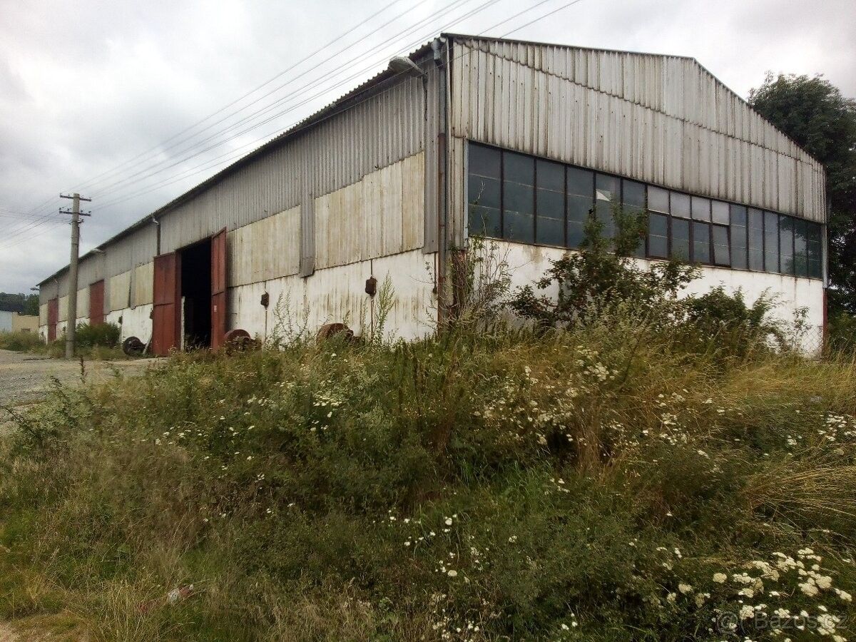 Prodej sklad - Lukov, 676 02