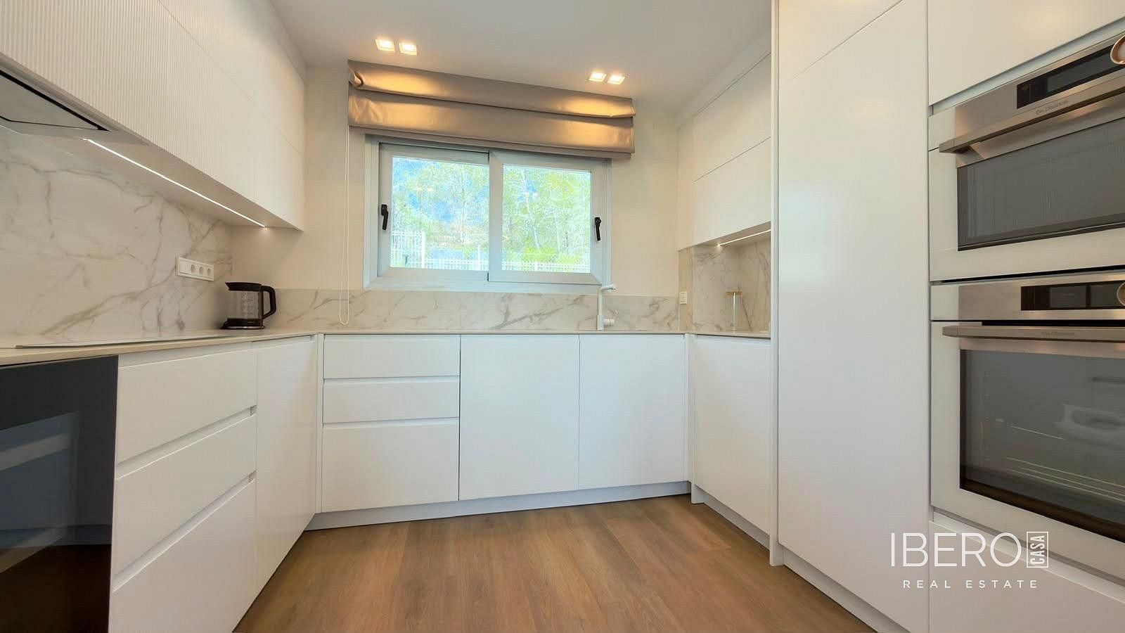 Prodej rodinný dům - La Nucia, ES, 200 m² - 5