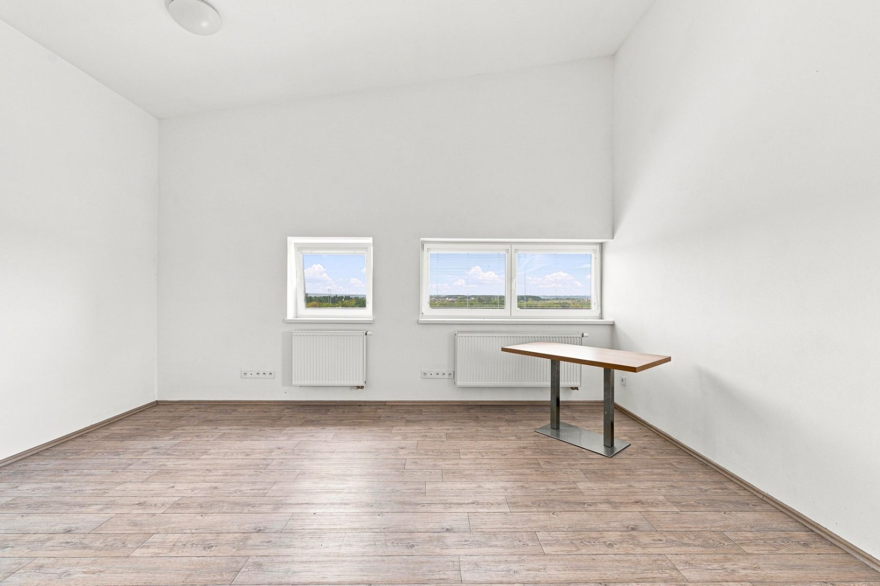 Pronájem byt 1+kk - Přátelství, Praha - Uhříněves, 33 m² - 2