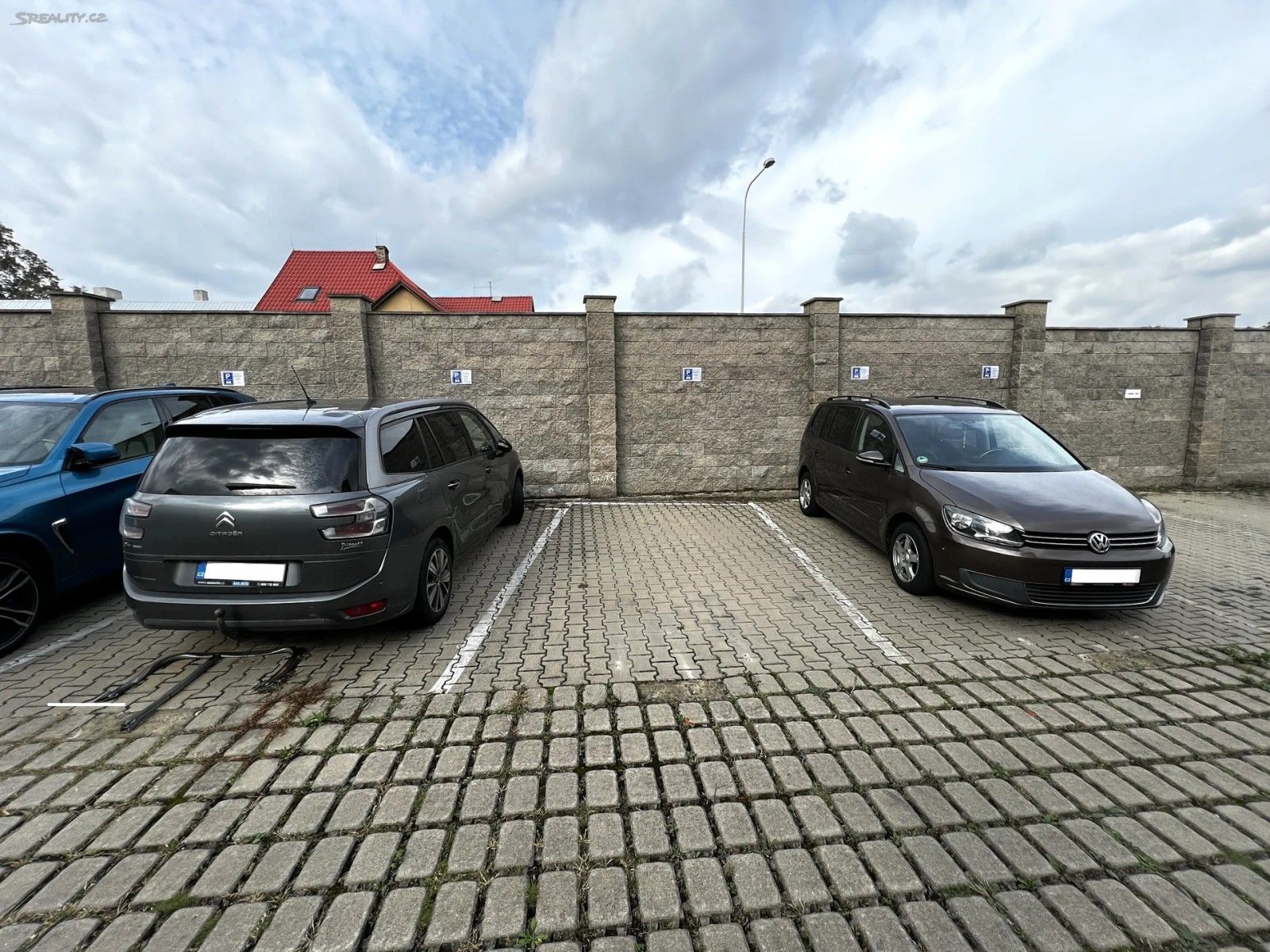 Garáže, Unhošťská, Hostivice - Litovice, Středočeský kraj, 15 m² - 1